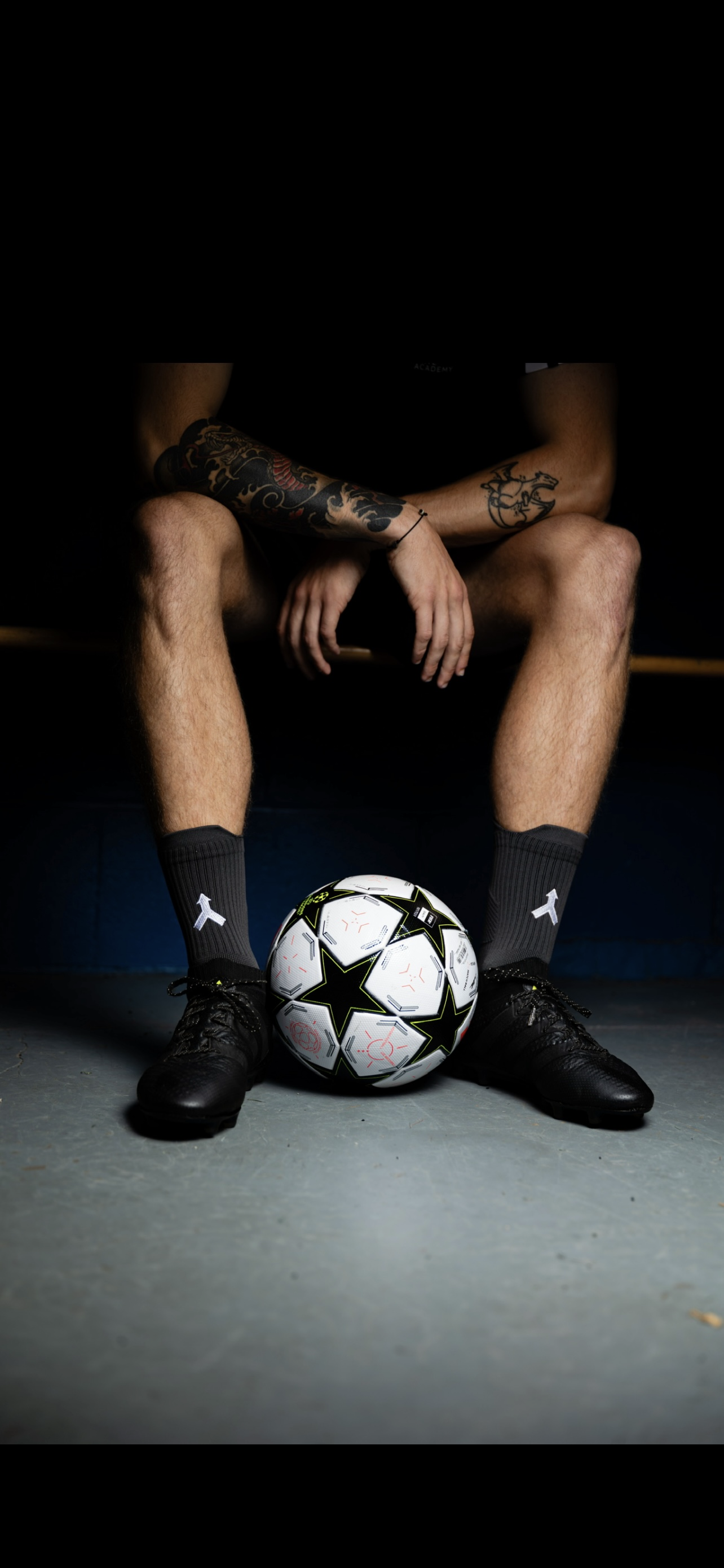 FUZEOZ black socks